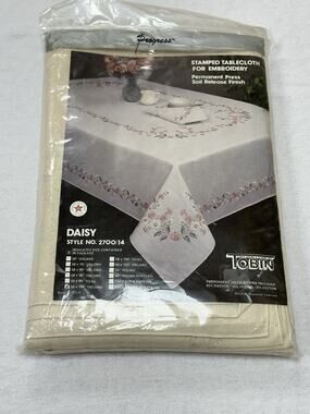 Stamped Tablecloth For Embroidery Kit 58x104 Rectangle Process Daisies VTG NEW